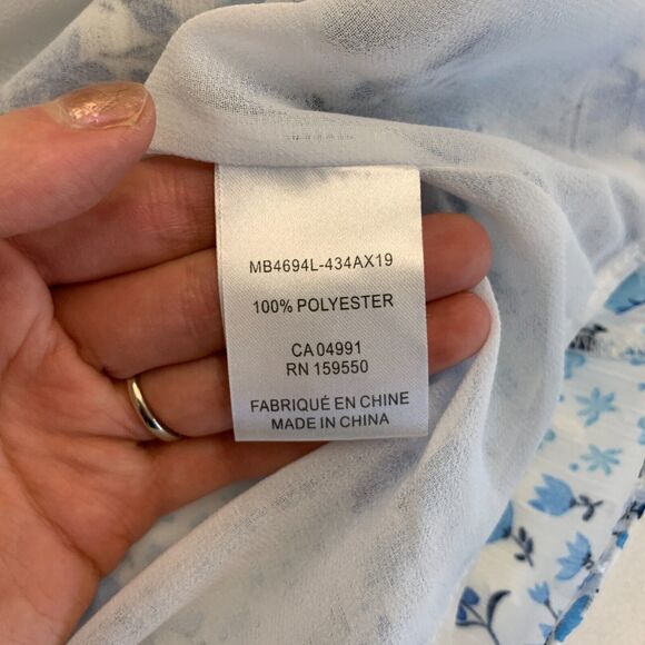 Maison d Amelie Tank Blouse Womens S Small Blue Floral Sleeveless Ruffle V Neck - Picture 9 of 11